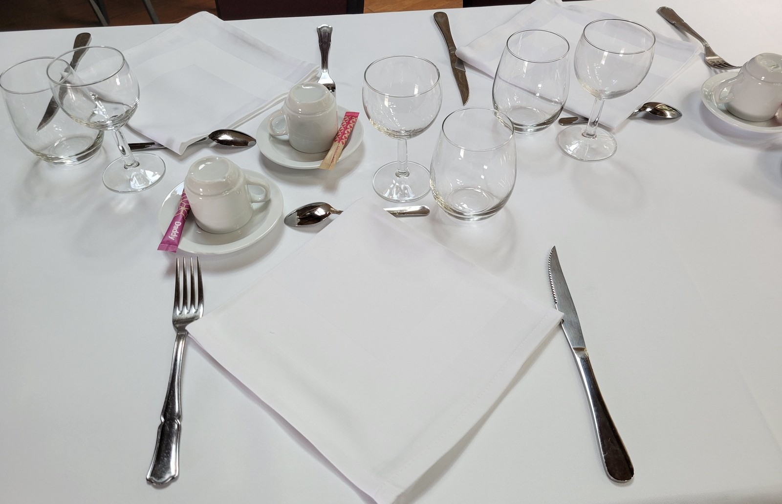 Location de vaisselles pour évènements près d'Orléans